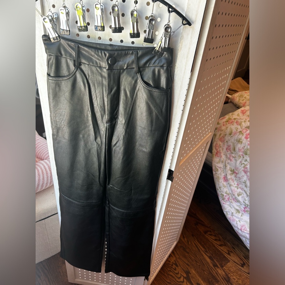 Shein Black Faux Leather Pants – Petite XXS – Night Out Look